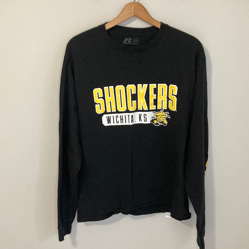 Wichita State Shockers Long Sleeve T-shirt, size large Black crew neck WSU